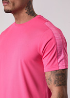 Nouvel ensemble de t-shirt et short pour homme, style tendance imprimé, coupe ajustée, manches courtes, panneaux contrastants, idéal pour la gym, l'entraînement et la plage