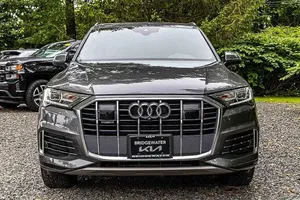 Usado 2022 Audi Q7 45 Premium Plus - Product Image 6