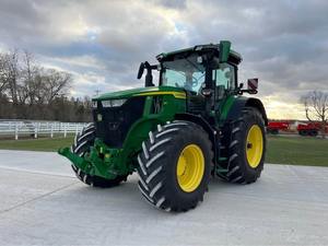 Tracteur agricole d'occasion de qualité Johnn For Deeree 7R 270Tractor à vendre - Product Image 2