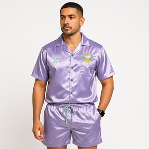 Conjunto de camisa y pantalones cortos de satén personalizados para organizaciones, traje de poliéster de dos piezas con logotipo bordado para clubes, eventos y fraternidades - Product Image 1