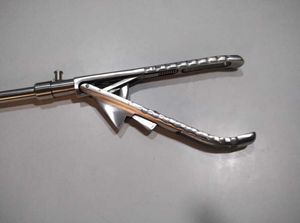 ที่หนีบสเตนเลสสตีลทรงโค้งเครื่องมือผ่าตัดทำจาก10mmx330ใช้ซ้ำได้ผ่านการรับรอง CE - Product Image 6