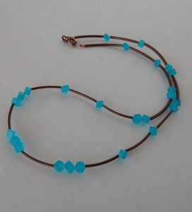 Collar de cuentas de resina de cadena de 2 capas para fiestas de boda, compromiso, fiestas de Navidad y ropa de oficina - Product Image 6