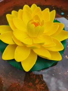 Fleurs de lotus en mousse flottantes artificielles, nénuphars réalistes pour la maison, le jardin, le patio et l'étang de l'aquarium. - Product Image 2