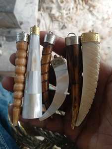 Colgantes de hueso hechos a mano hechos a medida ideales para diseñadores de joyas y tiendas de cuentas ideales para usar en collares adecuados - Product Image 2