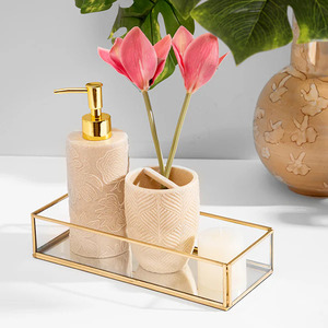 ถาดทองเหลืองทรงสี่เหลี่ยมแบบดั้งเดิมสำหรับตกแต่งบ้าน - Product Image 1