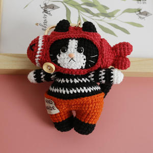 Muñeco de Gato con Cabeza de Pez Tejido a Mano, Colgante de Gato de Ganchillo Hecho a Mano, Adorno para Bolso Exquisitamente Elaborado, Llavero de Dibujos Animados Adorable - Product Image 2
