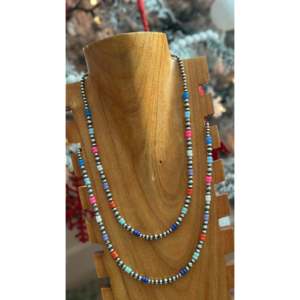 Collier de perles Navajo avec opale et argent sterling, idéal pour les occasions spéciales - Product Image 3