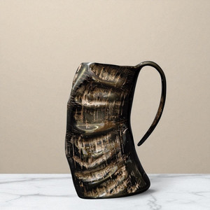 Copa de Cuerno Estilo Vikingo Hecha a Mano y Ecológica para Cerveza/Ale/Mead con Soporte - Regalo Rústico para Hombres y Entusiastas de la Historia - Product Image 6