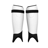 Diseña tus propias espinilleras de hockey sobre césped con logotipo privado - Duraderas, personalizables en color, tamaño y material - Marca First Athletics a bajo precio