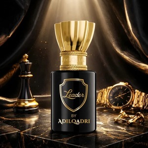 Parfum Roll-On Adilqadri Leader 5,5 ml, non alcoolisé, parfum boisé frais, portable, eau de parfum - Product Image 3