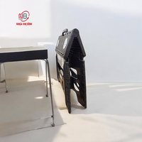 Tabouret en plastique moderne, léger, écologique, confortable, minimaliste, pliable, empilable, durable, portable, imperméable, pour l'extérieur