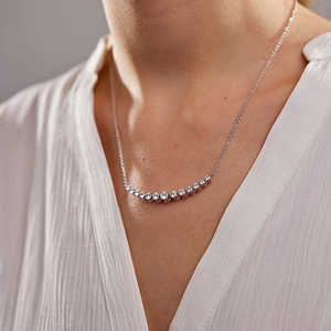 Collier de mode avec diamant rond de 2,00 carats cultivé en laboratoire, centre incurvé, fabriqué à la main, or blanc, jaune ou rose 14 carats, taille personnalisée - Product Image 4