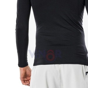 Rash Guard personnalisé à manches longues de compression pour hommes pour adultes sublimation impression numérique hommes MMA Rash Guard personnalisé - Product Image 3