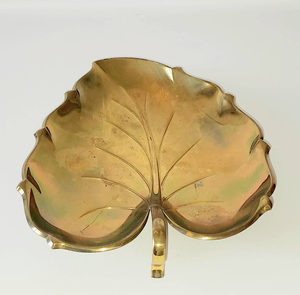 Bol en laiton design Fruits secs au chocolat Plateaux de service Bol en forme de feuille à bas prix Meilleure vente Nouveau plateau de service - Product Image 1