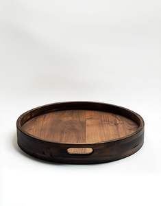 Plateaux ronds en bois adaptés à la décoration intérieure minimaliste avec des lignes nettes et des tons de bois naturels - Product Image 5