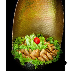 Bol à chocolat en métal plaqué or de première qualité pour mariage et événements spéciaux - Product Image 2