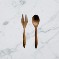 Ensemble de couverts en bois jetables biodégradables de la meilleure qualité en Indonésie comprenant des cuillères et des fourchettes écologiques