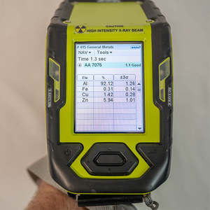 เครื่องวิเคราะห์ XRF แบบพกพา Niton XL2 980 Plus มือสอง สำหรับการคัดแยกโลหะผสม พร้อมเซ็นเซอร์โมดูลและชุดอุปกรณ์ - Product Image 5