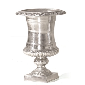 Maceta Cuadrada Decorativa de Aluminio Cromado Estilo Americano A.H Decorative Export, Centro de Mesa Duradero para Hogar y Bodas - Product Image 1