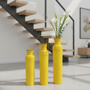 Jarrón Decorativo de Hierro Hecho a Mano para Flores, Estilo Costero, Metal Amarillo Repujado, Decoración India Tradicional Única - Product Image 2