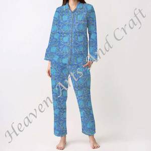 Conjunto de Pijamas de Algodón 100% para Mujer, Ropa de Dormir Suave para el Hogar, Conjunto de Pijamas de Primavera/Verano con Estampado Floral/Personajes/Letras/Patrón/Vacaciones/Árbol PJ078 - Product Image 1