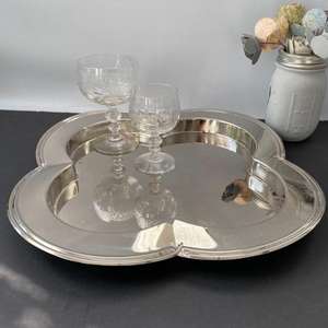 Ensemble de 2 plateaux de service en laiton métallique avec forme et taille personnalisées, finition dorée polie pour centre de table à domicile - Product Image 2