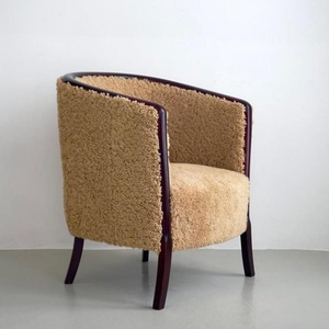 <span class=keywords><strong>Fauteuil</strong></span> lounge en peau de mouton artisanal, style danois du milieu du siècle, fauteuils art déco en peau de mouton et pieds en chêne - Product Image 2