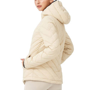 Chaqueta Acolchada de Punto Personalizada para Mujer, Calidad Premium 2025, Forro de Nailon, Relleno de Algodón, Estampada, Otoño Invierno - Product Image 5