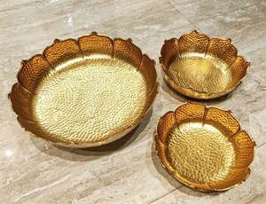 Tazón para Frutos Secos de Diseño Atractivo y Calidad Sostenible para Uso en la Cocina del Hogar, Tazón para Servir Ensaladas de Frutas con Acabado Dorado - Product Image 2