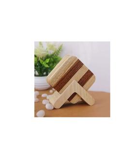 Modern Handmade Wooden Coaster Set For Tea Cups Featuring <b>Scratch</b> Protection And Natural Grain Texture - Product Image 1