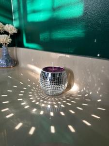 Fournisseur de premier plan de mosaïques de cire d'abeille multicolores personnalisées - Design moderne, hautement parfumées, faites à la main pour les célébrations de Noël - Product Image 3