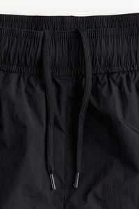 Shorts en jean pour femmes, style tricoté, taille haute élastique, décontractés, extensibles, avec ourlet brut, pour l'été, personnalisables avec logo - Product Image 5