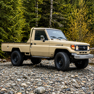 MEJOR OFERTA: LANDCRUISER 1996, 4.5 LITROS, 6 CILINDROS, TRANSMISIÓN MANUAL DE 5 VELOCIDADES, 4X4, EN PERFECTO ESTADO, IMPECABLE, EXCELENTE CONDICIÓN, LISTO PARA EXPORTAR - Product Image 1