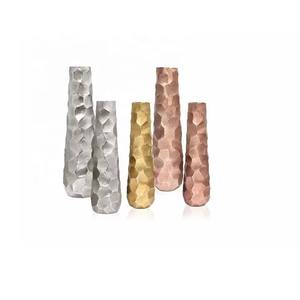 แจกันดอกไม้ทองเหลืองคู่บารมีงานฝีมือตกแต่งผลงานชิ้นเอกสำหรับตกแต่งห้องนั่งเล่นและโต๊ะรับประทานอาหารที่หรูหรา - Product Image 3