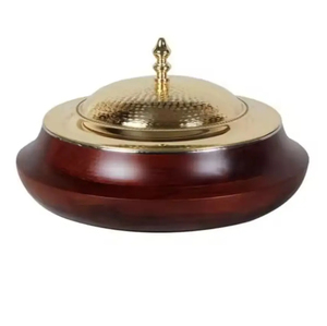 Marmite en acier inoxydable de forme ronde attrayante avec couvercle martelé idéal pour réchauffer les aliments et servir une casserole élégante - Product Image 1