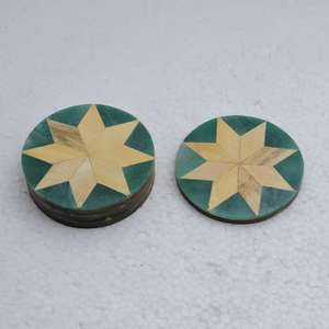 Precio bajo, proveedor de fábrica, diseño hecho de resina de madera, alfombrillas para tazas de té, diseño antiguo, cubiertos redondos, vajilla, posavasos de vidrio - Product Image 1