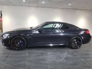 BMW M6 2 portes Cabriolet d'occasion en gros, intérieur en cuir foncé, moteur turbo, transmission automatique, transmission intégrale, jantes R18, ACC, caméra arrière droite - Product Image 4