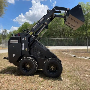 รถตักล้อยาง KRT Equipment Compact Track S 900 HD รุ่น ST 900 HD รับน้ำหนักได้ 1,102 ปอนด์ กำลัง 25 แรงม้า ปั๊มประสิทธิภาพสูง - Product Image 1