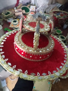 Artículo de decoración de bodas y eventos Vidrio Dudpli disponible Venta caliente Forma redonda Bandeja verde Mehndi Último estilo moderno - Product Image 2