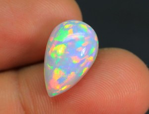 Incroyable pierre précieuse d'opale éthiopienne en forme de poire gemmes d'opale en vrac Welo Galaxy Fire Ethiopian Opal Cabochon au prix de gros - Product Image 3