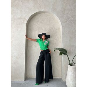 Chemisier boutonné Topshow pour femme, vert pistache, 100 % lin, avec détail floral sur la poitrine, style décontracté d'été, pour la vente en gros - Product Image 2