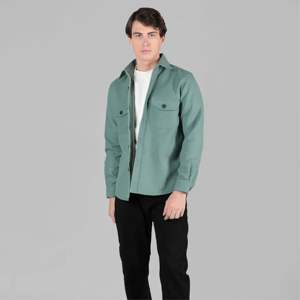 Chaqueta de camisa con forro polar para Hombre | Chaqueta de camisa acolchada abotonada con capucha para comodidad en clima frío - Product Image 3