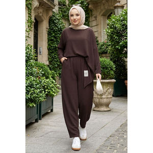 Ensemble décontracté d'été 2 pièces avec détails Armor, en denim couleur café, comprenant un haut ample et un pantalon large, taille XS, motif uni, ensemble court - Product Image 1