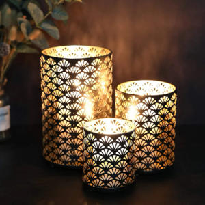 Porte-bougies votives en métal de luxe personnalisés, lanternes et pots découpés au laser pour la décoration festive de la maison - Product Image 3