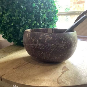 Juego de Tazones Hechos a Mano con Cáscara de Coco Sostenible, Naturales, Ecológicos y Reutilizables para Uso Diario en Cocina, Comedor, Hotel y Restaurante - Product Image 1