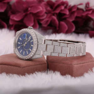 Entièrement IcedOut Cadran Bleu VVS Moissanite Monochrome Montre-Bracelet Avec Date Bleu Cadran Romain Top Qualité Bling pour Trendsetters - Product Image 2