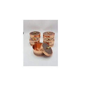 Cajas de almacenamiento de cocina de metal reutilizables ecológicas y ollas con acabados de inspiración vintage para una organización de despensa sostenible - Product Image 1