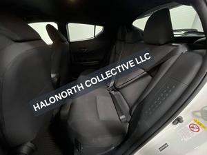 Toyota CH-R 2018 d'occasion, SUV automatique à traction avant, transmission automatique, conduite à gauche, à vendre - Product Image 5