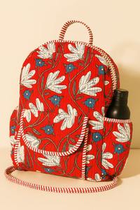 Mochila Unisex Grande con Cierre, Ligera, de Algodón Orgánico Acolchado, Hecha a Mano, con Diseño Floral Rojo y Especias de Jardín, Capacidad de 10 kg - Product Image 5
