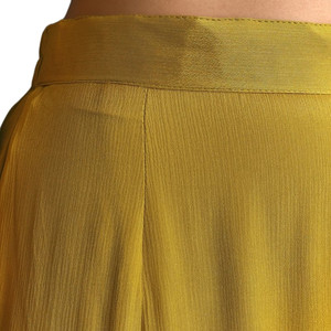 Abito in seta senape Kurta Sharara con paillettes e ricamo Cutdana per matrimoni all'ingrosso ricevimenti Sangeet e OEM etnico - Product Image 6